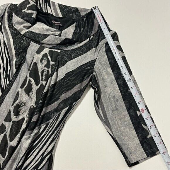 Signature By Robbie Bee Long Dress Size M Shawl Collar Animal Print‎ Black Gray - Picture 4 of 10